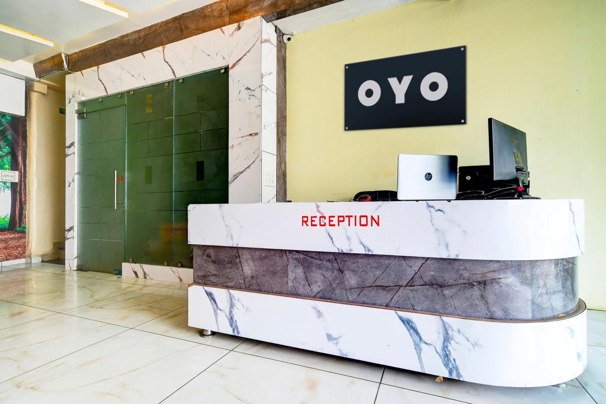 Hotel O Svl Inn 印多尔 外观 照片