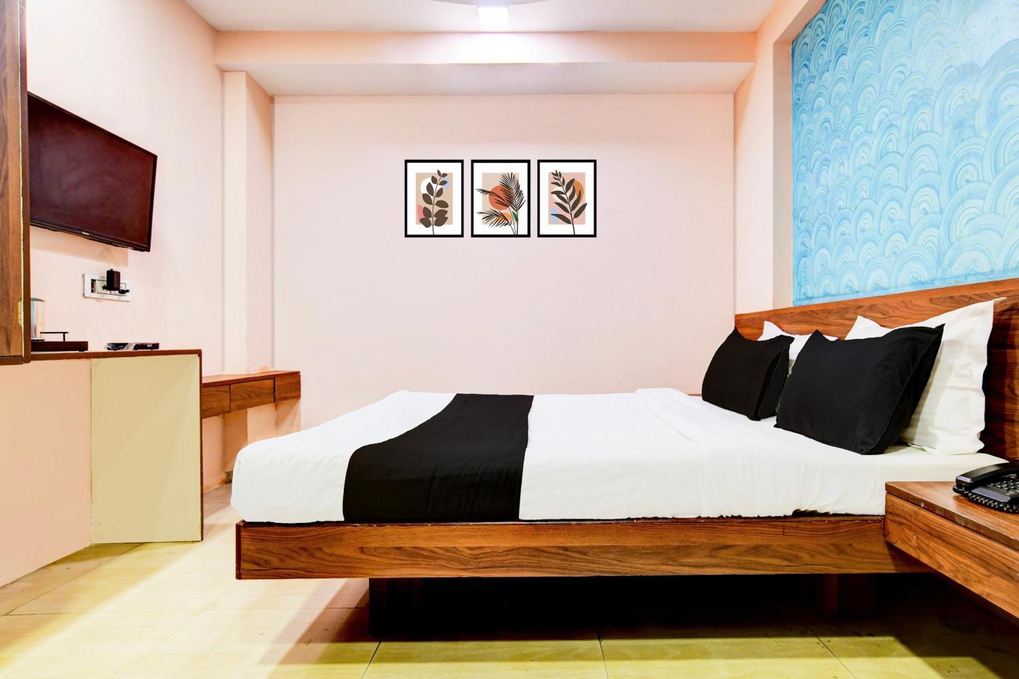 Hotel O Svl Inn 印多尔 外观 照片